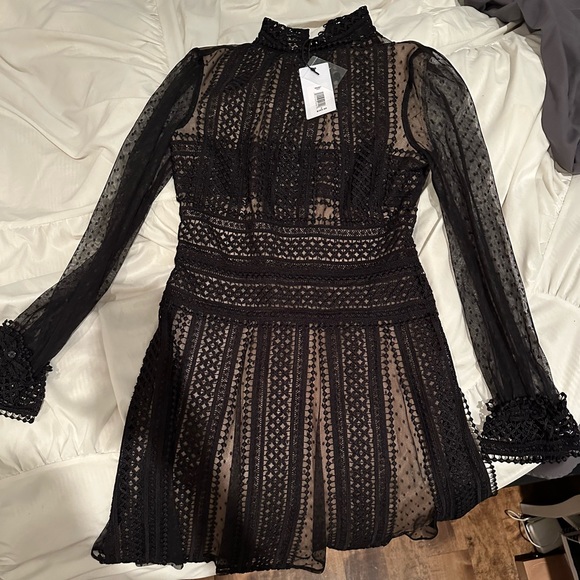 High neck black lace cocktail dress - Picture 2 of 11